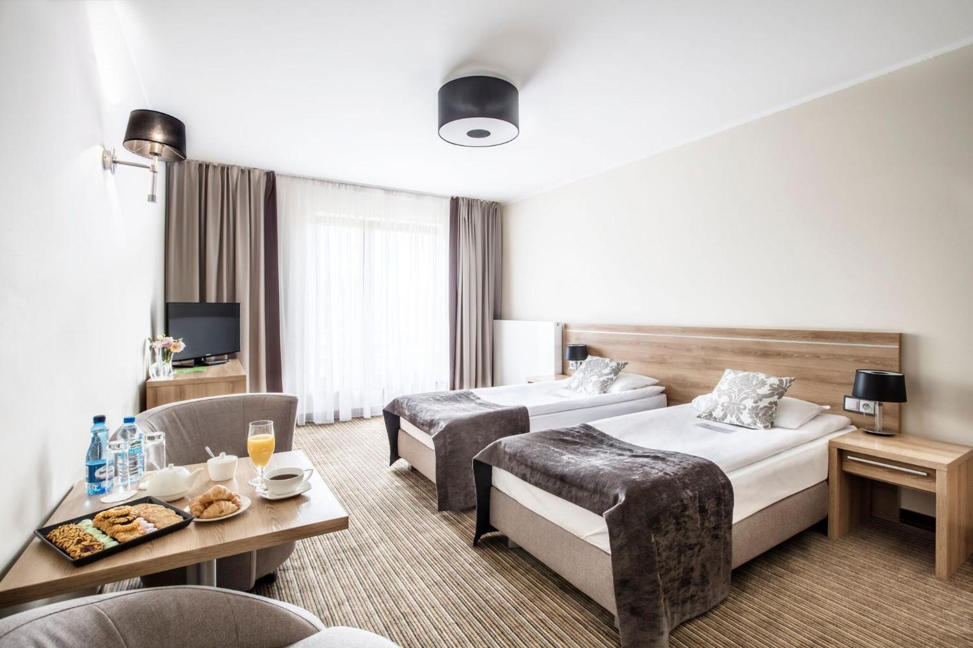 Mercure Wiazowna Brant Room photo